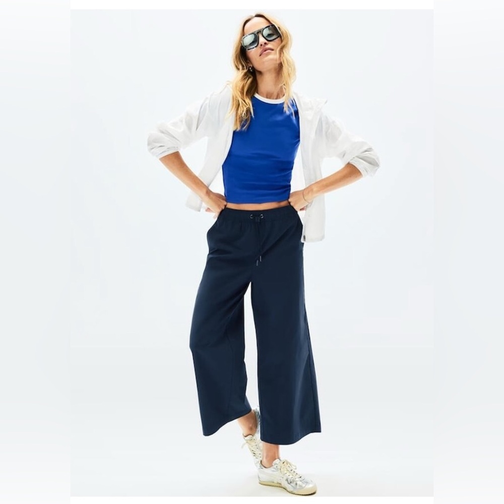 Athleta Navy Wide-Leg Cropped Pants